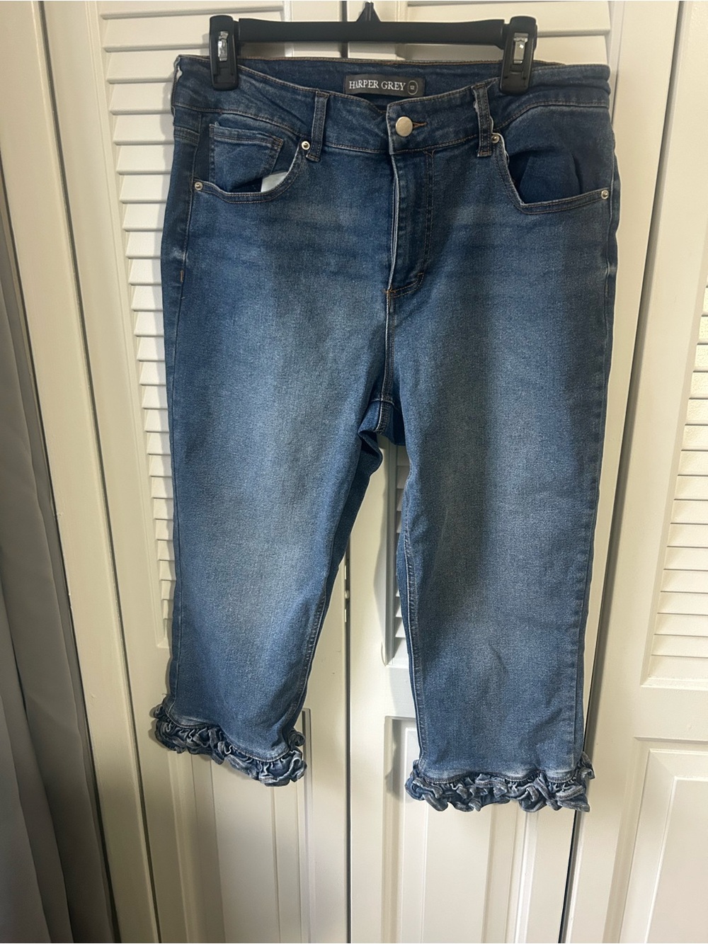 Harper Blue Ruffle-Hem Cropped Jeans